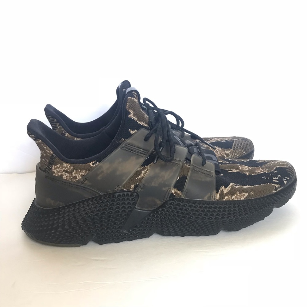 ❗️❗️SOLD❗️❗️UNDEFEATED x ADIDAS PROHERE TIGER - Picture 3 of 8